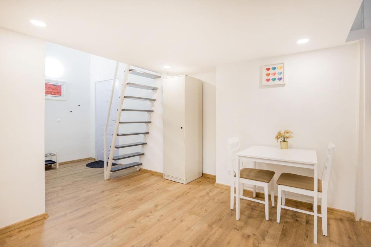 V12 Apartments 布达佩斯 外观 照片